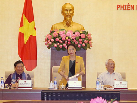 Chủ tịch Quốc hội Nguyễn Thị Kim Ngân chủ trì và phát biểu bế mạc Phiên họp thứ ba của Ủy ban Thường vụ Quốc hội khóa XIV.